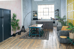Crixus Warehouse Kitchen & Cove, Picture 01